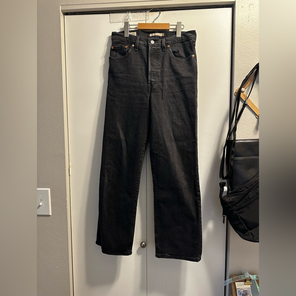 Black Levi denim jeans